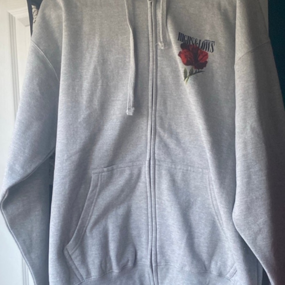 Women’s hoodie size large